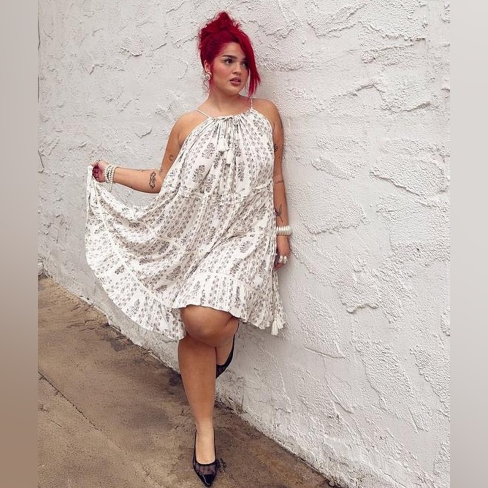 NWOT TORRID HALTER DRESS